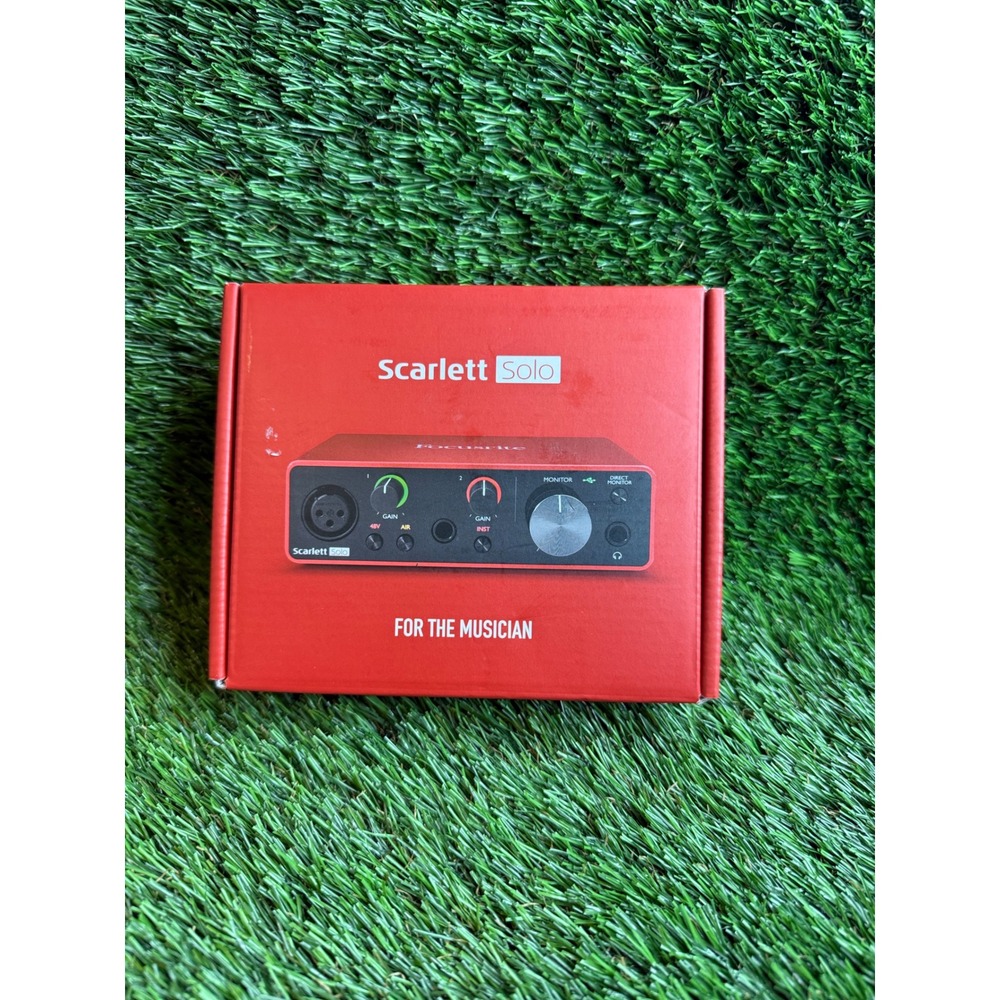 Focusrite Scarlett Solo 3rd Gen USB Audio Interface Red for Recording Musician